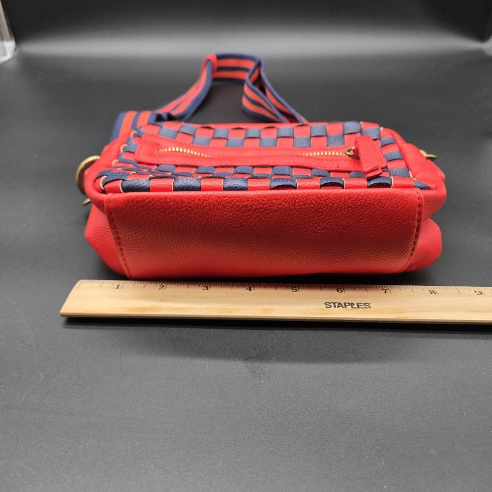 Universal Thread Red & Navy Woven Crossbody Bag - Picture 6 of 9